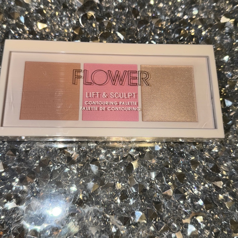 Flower Beauty Lift & Sculpt Contouring Palette - Pink, Gold, Tan